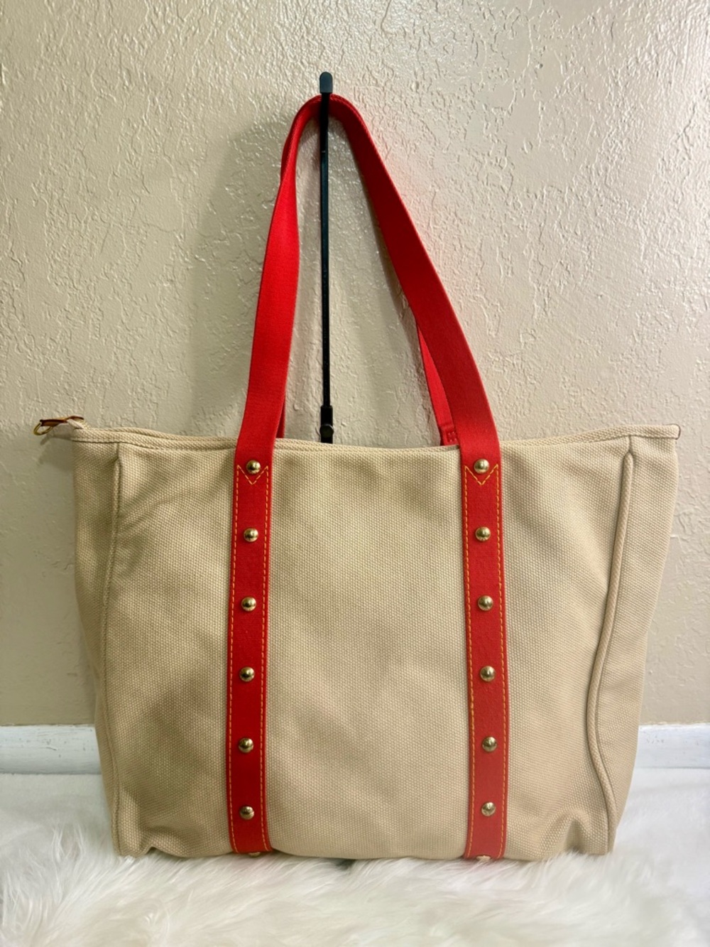 Louis Vuitton Cabas Antiqua GM Tote Bag - Picture 2 of 10